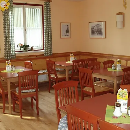 旅馆 Jufa St. Martin *